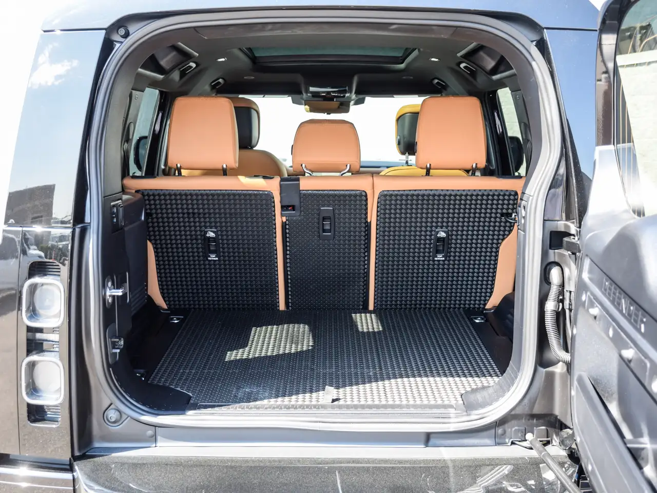 Land Rover Defender снимка Land Rover Defender