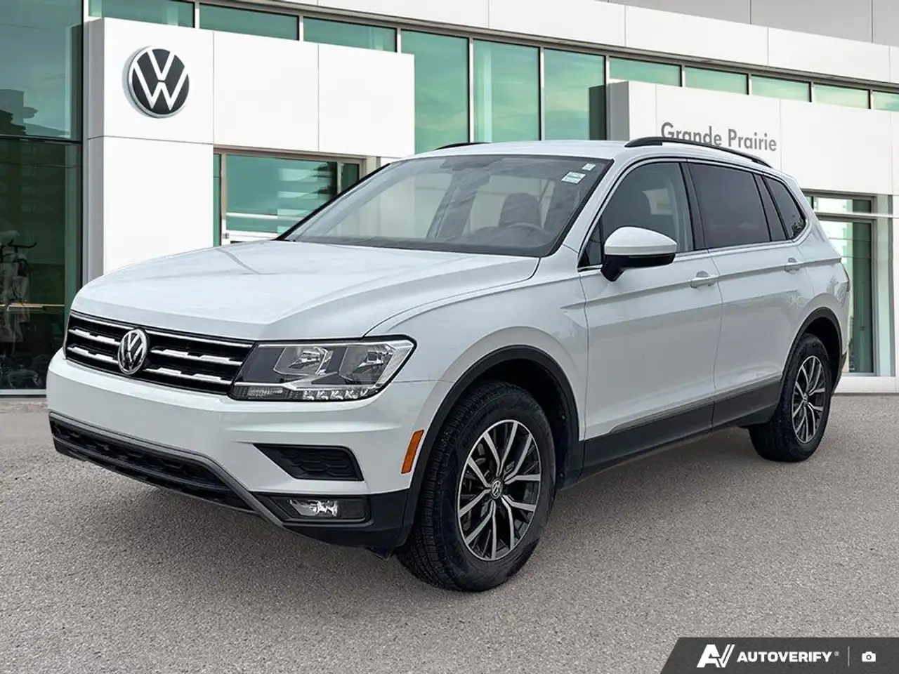 Volkswagen Tiguan снимка Volkswagen Tiguan