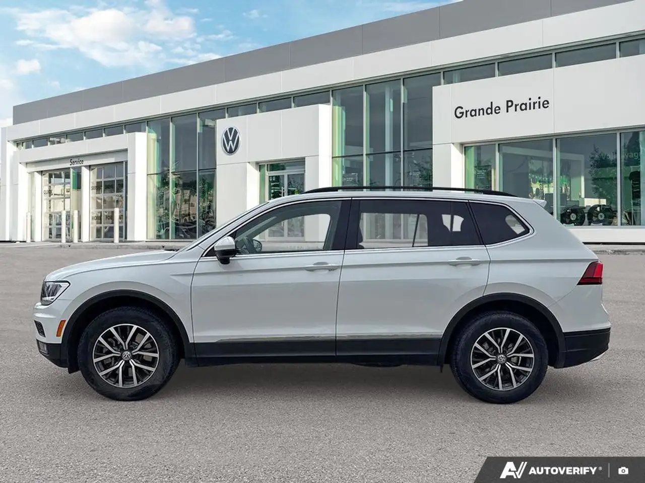 Volkswagen Tiguan снимка Volkswagen Tiguan