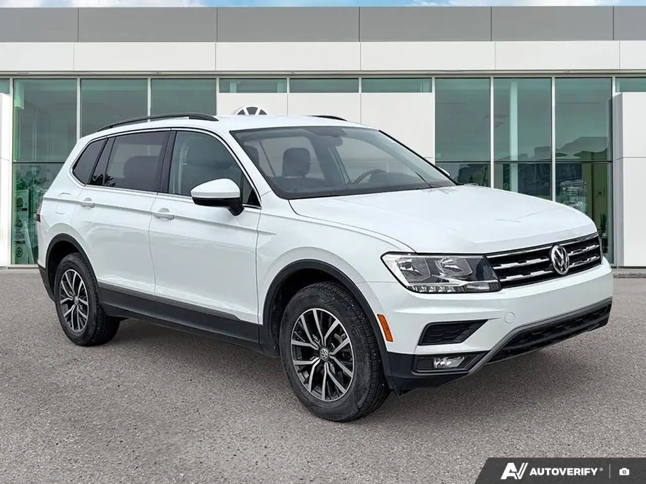 Volkswagen Tiguan снимка Volkswagen Tiguan