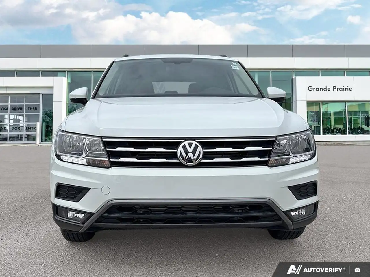 Volkswagen Tiguan снимка Volkswagen Tiguan