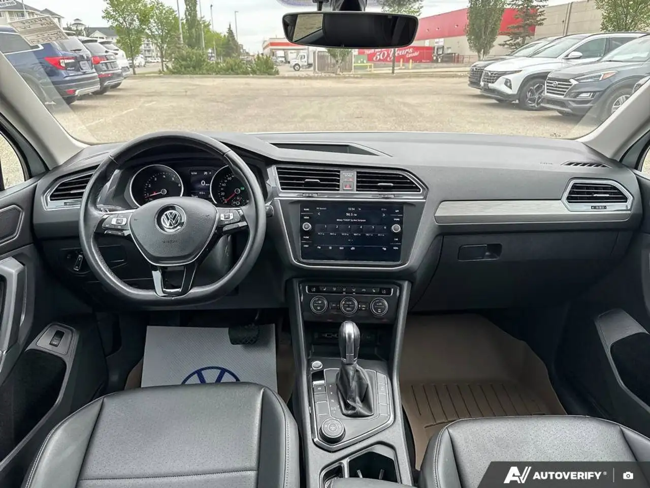 Volkswagen Tiguan снимка Volkswagen Tiguan