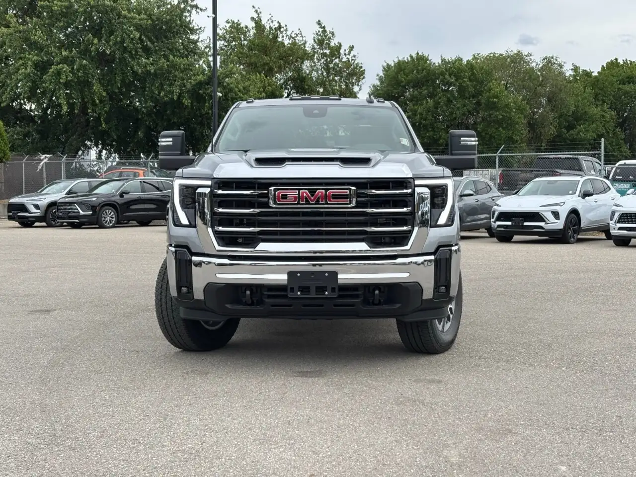 GMC Sierra 3500HD снимка GMC Sierra 3500HD