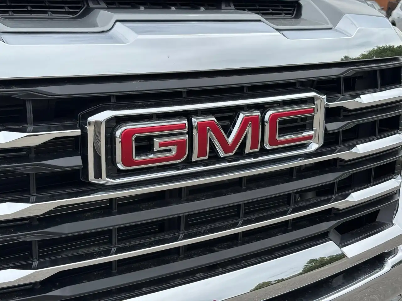 GMC Sierra 3500HD снимка GMC Sierra 3500HD