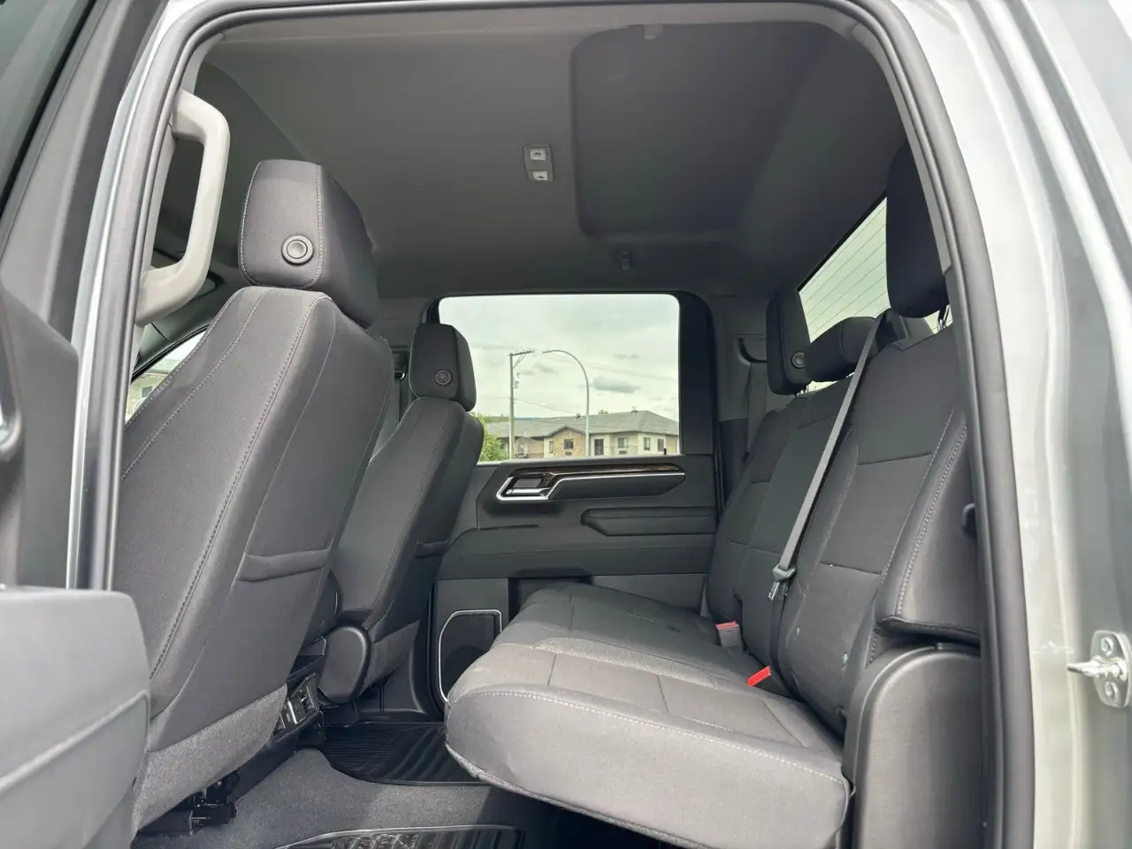 GMC Sierra 3500HD снимка GMC Sierra 3500HD