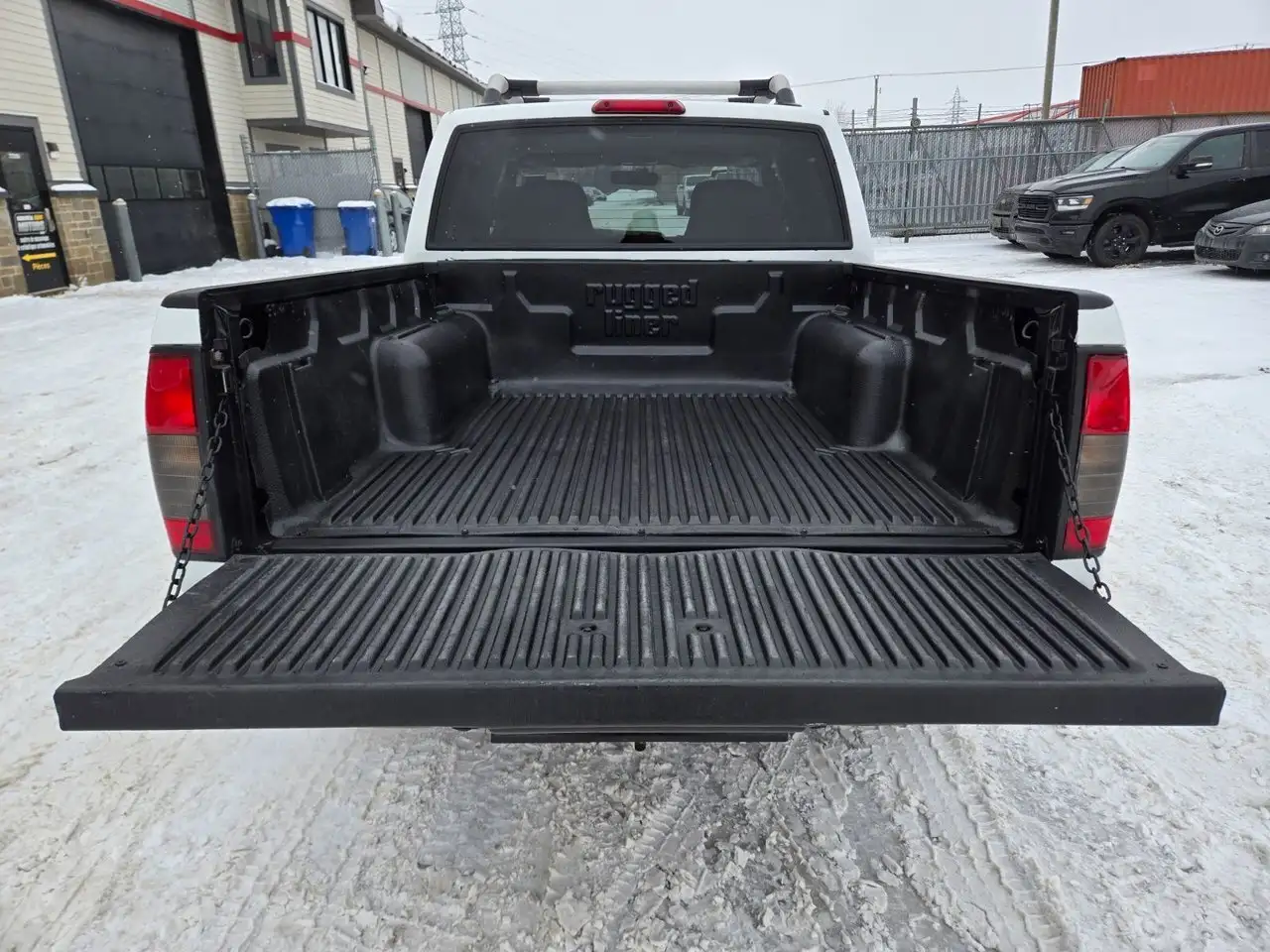 Nissan Frontier photo Nissan Frontier