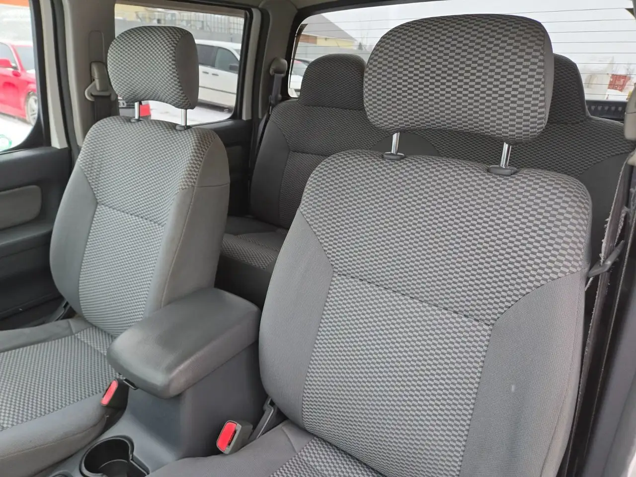 Nissan Frontier photo Nissan Frontier