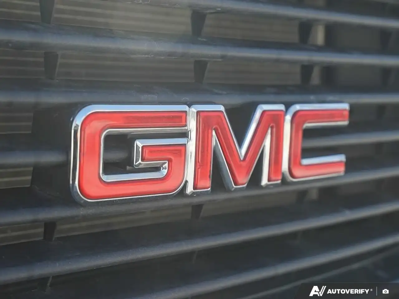 GMC Savana снимка GMC Savana