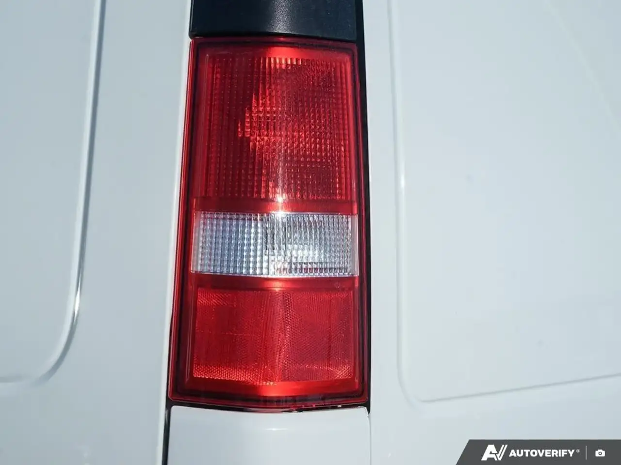 GMC Savana снимка GMC Savana