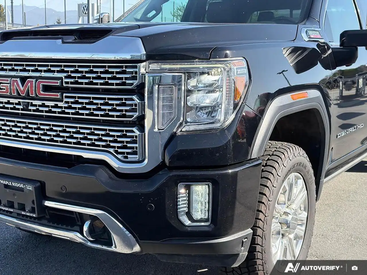 GMC Sierra 3500HD снимка GMC Sierra 3500HD