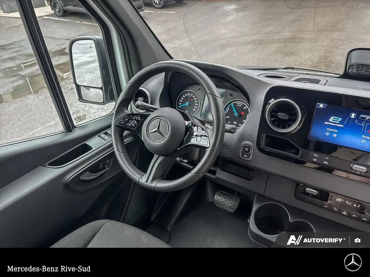 Mercedes-Benz eSprinter снимка Mercedes-Benz eSprinter