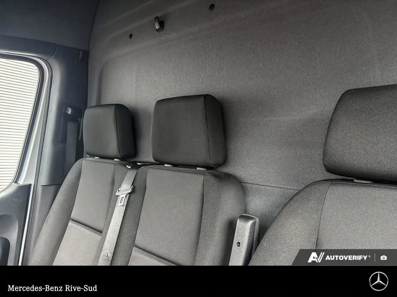 Mercedes-Benz eSprinter снимка Mercedes-Benz eSprinter