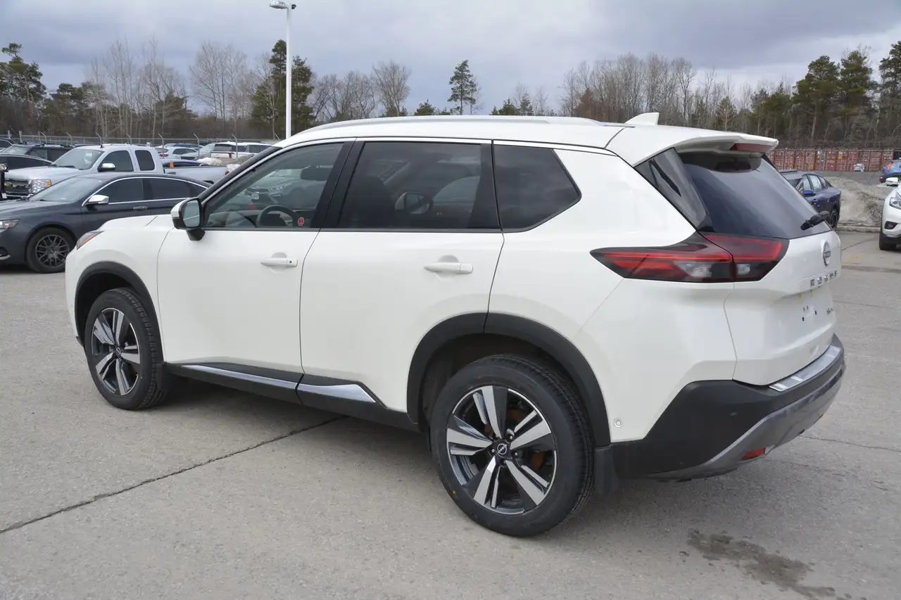Nissan Rogue снимка Nissan Rogue