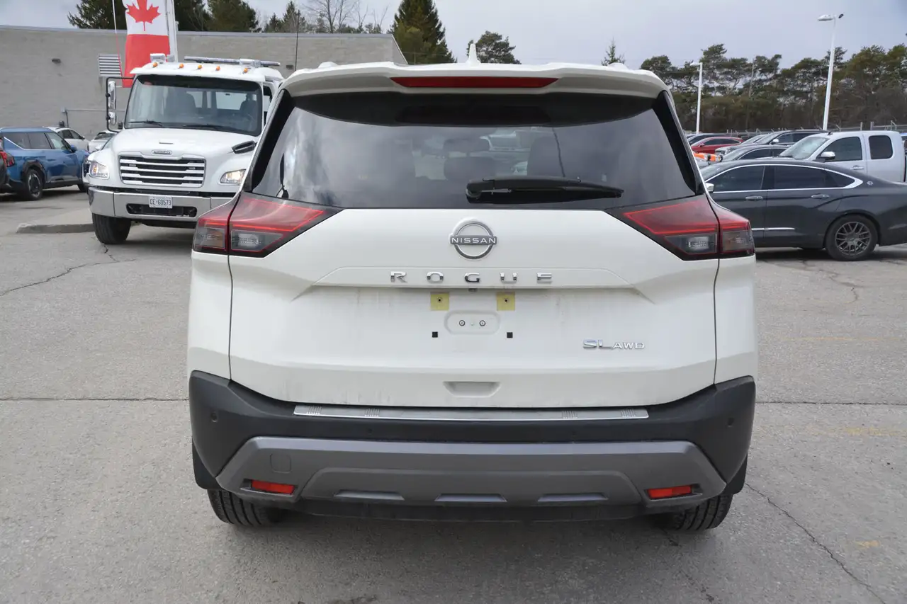Nissan Rogue снимка Nissan Rogue