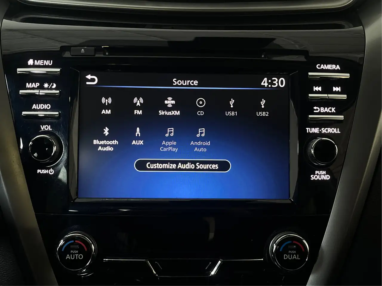 Nissan Murano снимка Nissan Murano