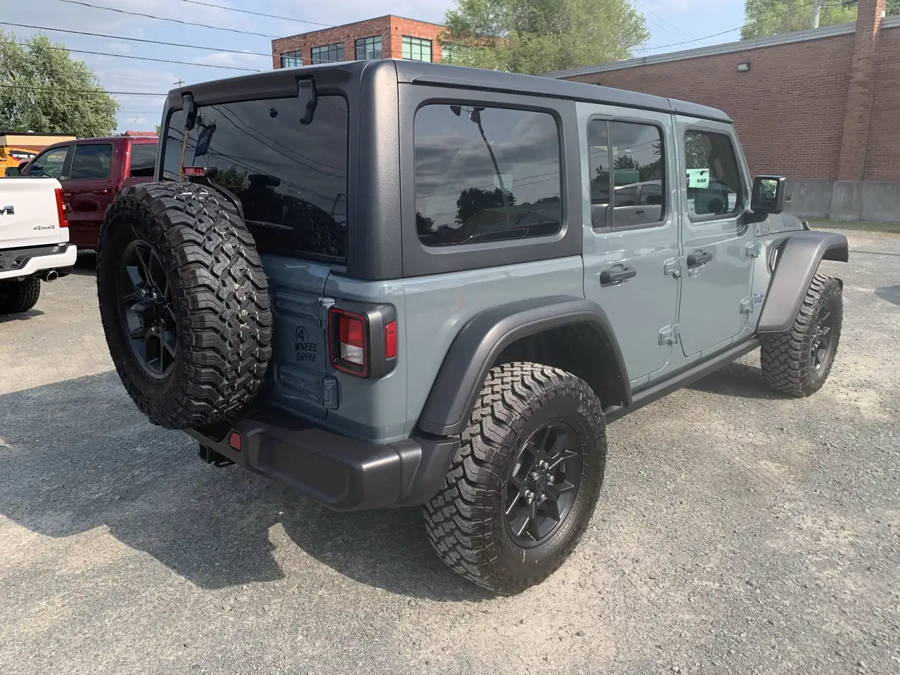 Jeep Wrangler снимка Jeep Wrangler