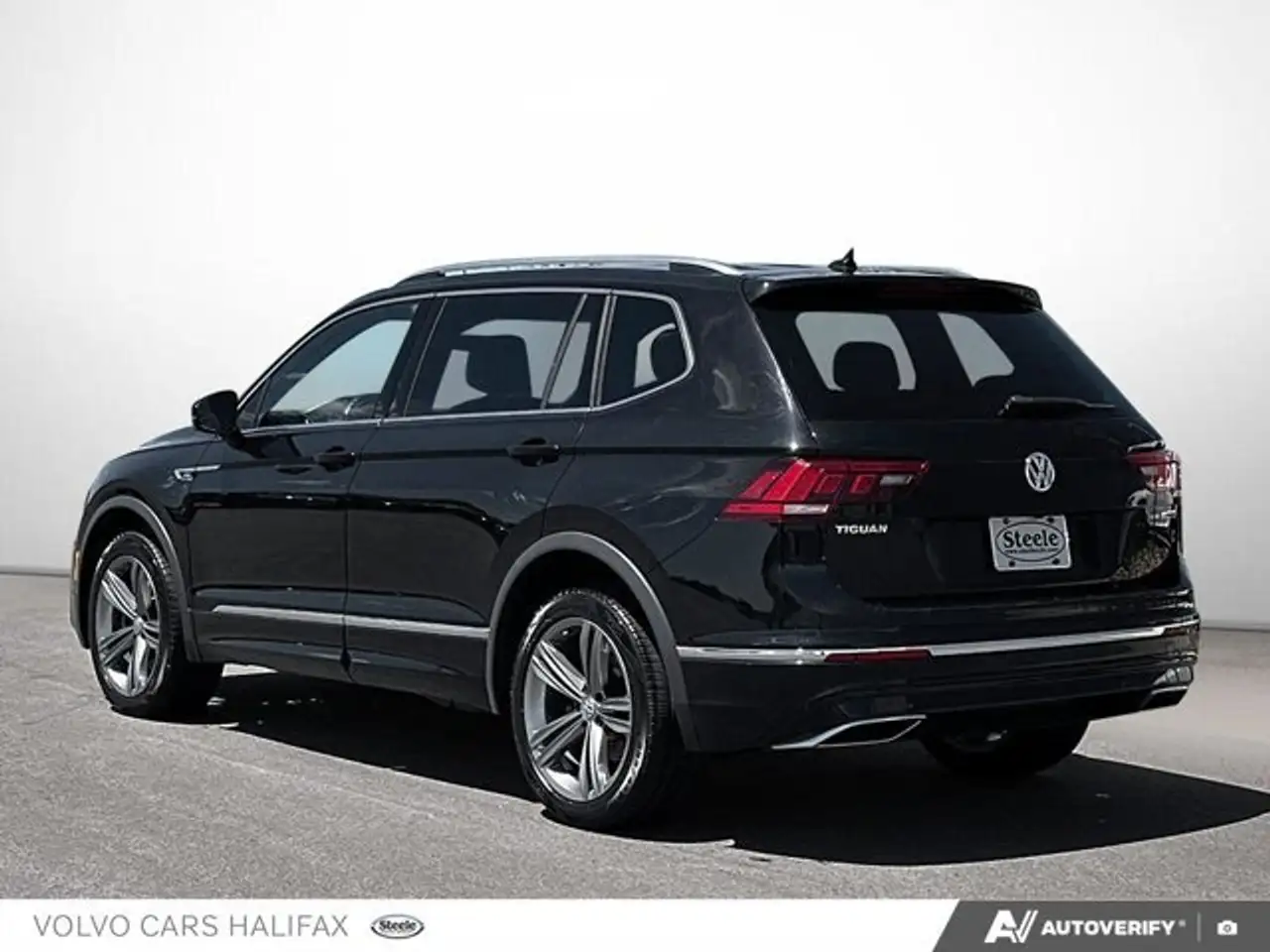 Volkswagen Tiguan photo Volkswagen Tiguan