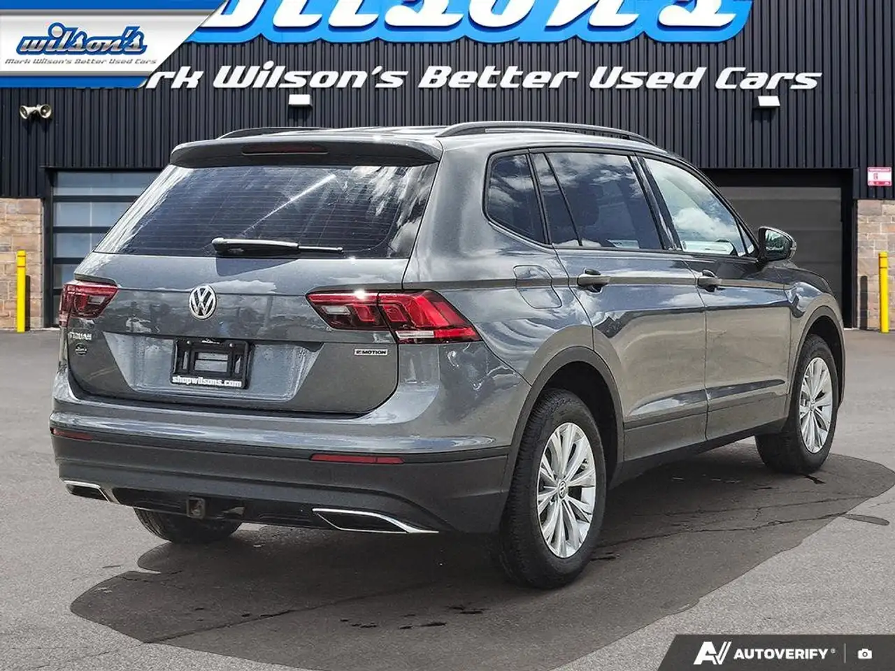 Volkswagen Tiguan photo Volkswagen Tiguan
