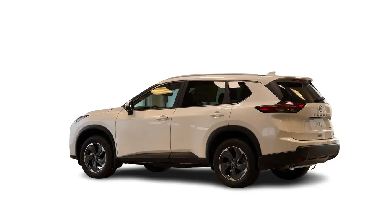 Nissan Rogue fotografie Nissan Rogue