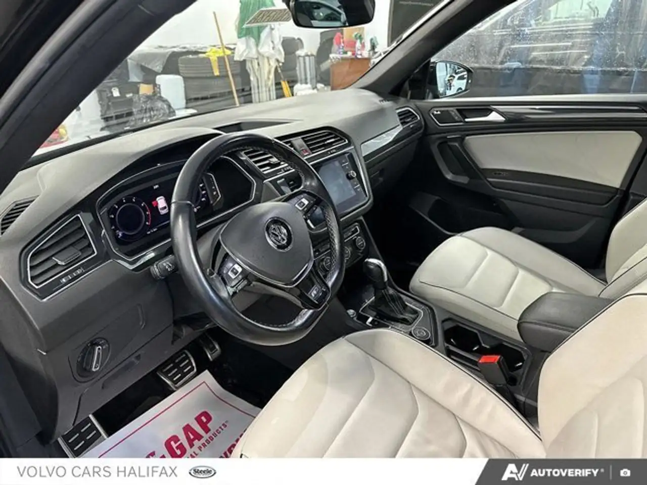 Volkswagen Tiguan photo Volkswagen Tiguan
