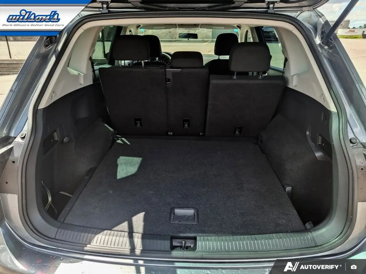 Volkswagen Tiguan photo Volkswagen Tiguan