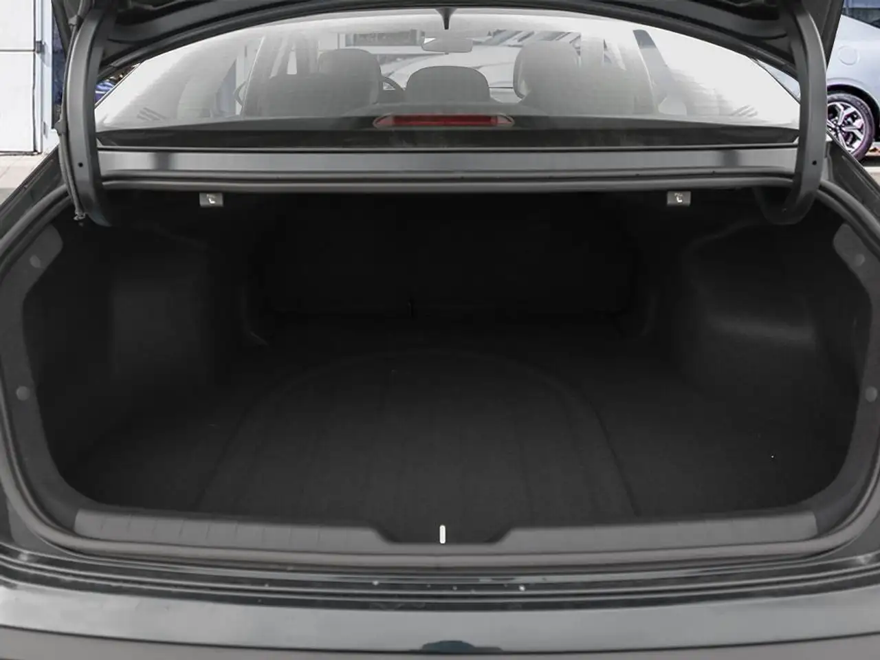 Kia K4 fotografie Kia K4