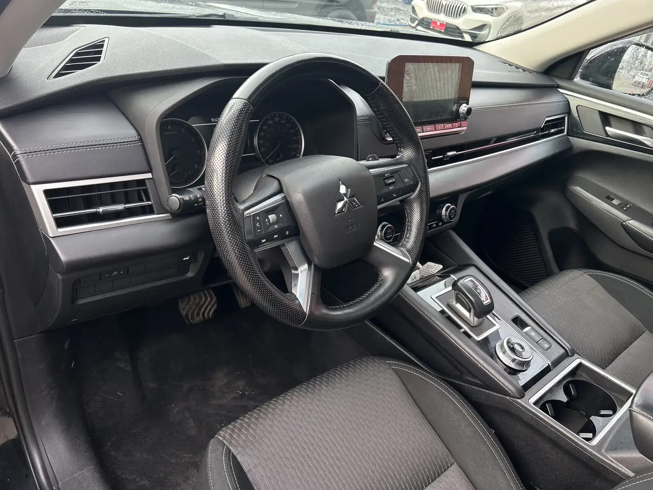 Mitsubishi Outlander fotografie Mitsubishi Outlander