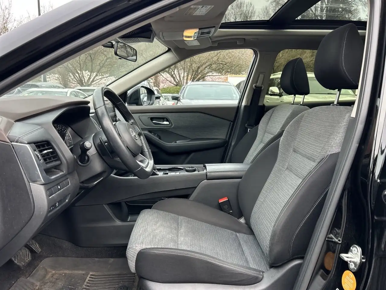 Nissan Rogue photo Nissan Rogue