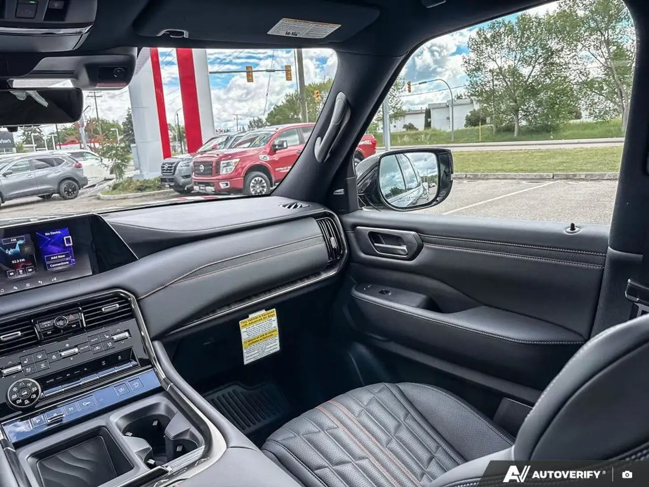 Nissan Armada photo Nissan Armada
