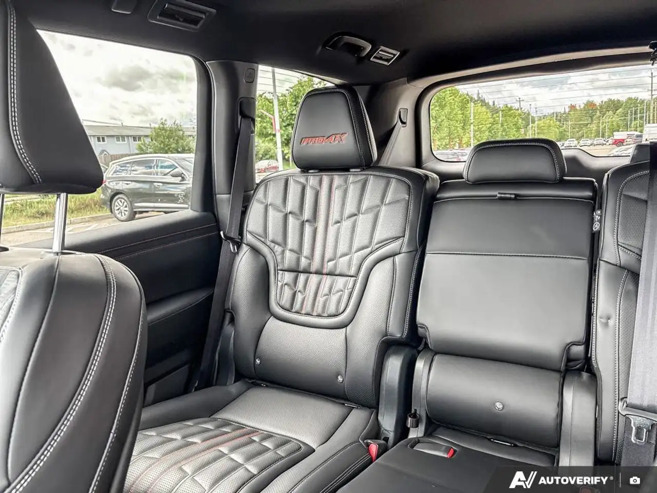 Nissan Armada photo Nissan Armada