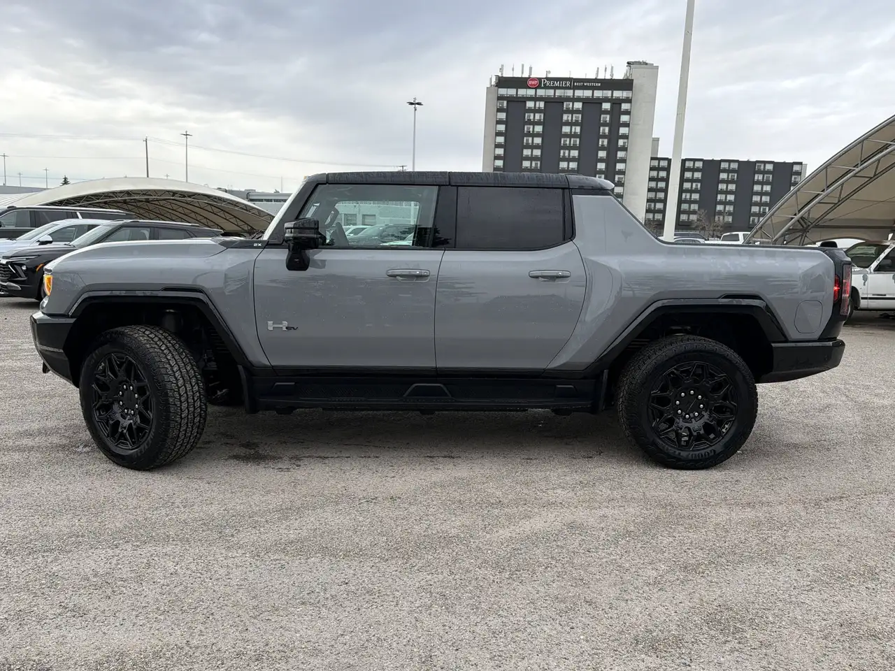 GMC HUMMER EV Pickup снимка GMC HUMMER EV Pickup