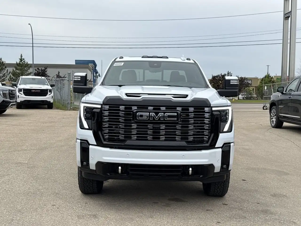 GMC Sierra 3500HD снимка GMC Sierra 3500HD