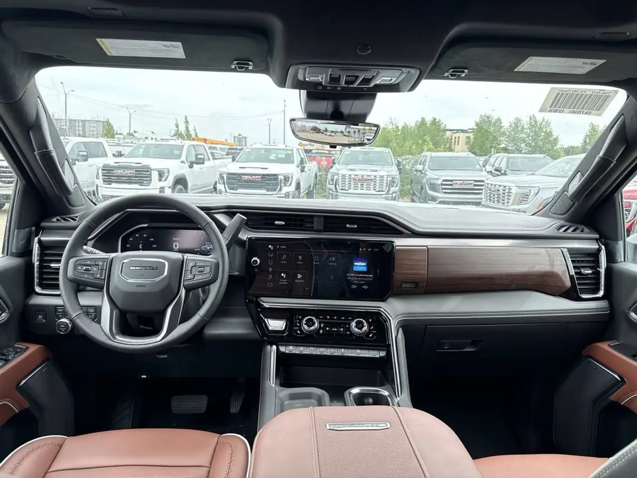 GMC Sierra 3500HD снимка GMC Sierra 3500HD
