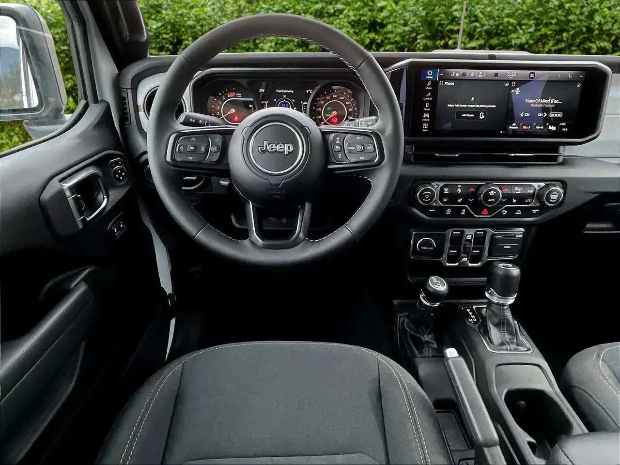 Jeep Wrangler снимка Jeep Wrangler
