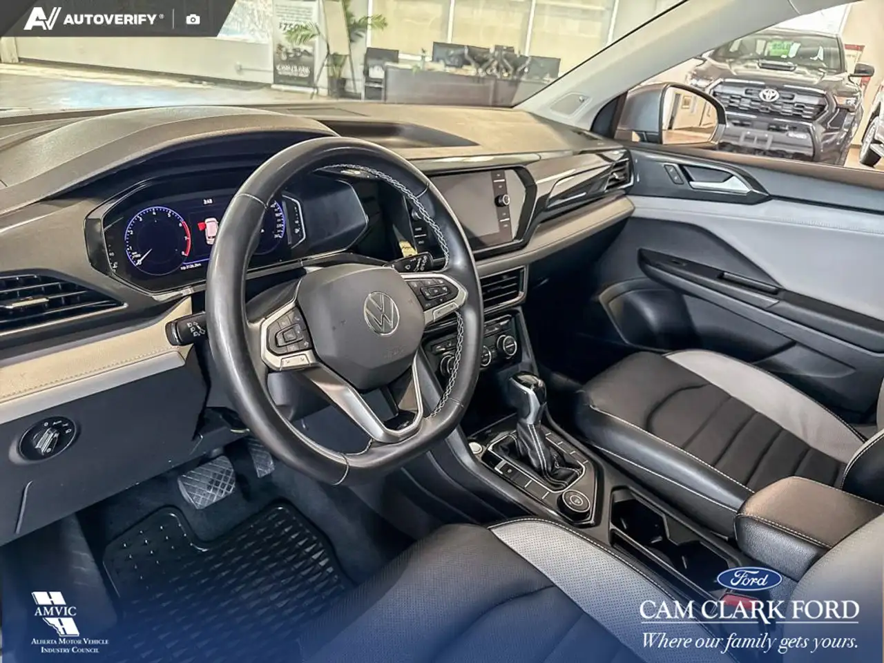 Volkswagen Taos снимка Volkswagen Taos