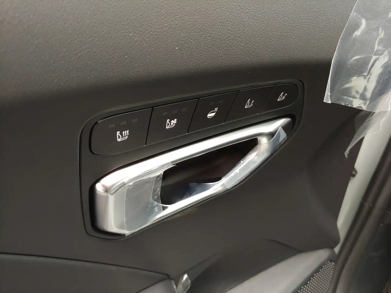 Kia K4 снимка Kia K4