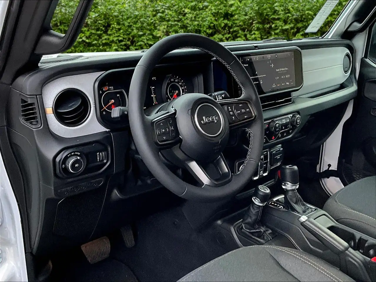 Jeep Wrangler снимка Jeep Wrangler