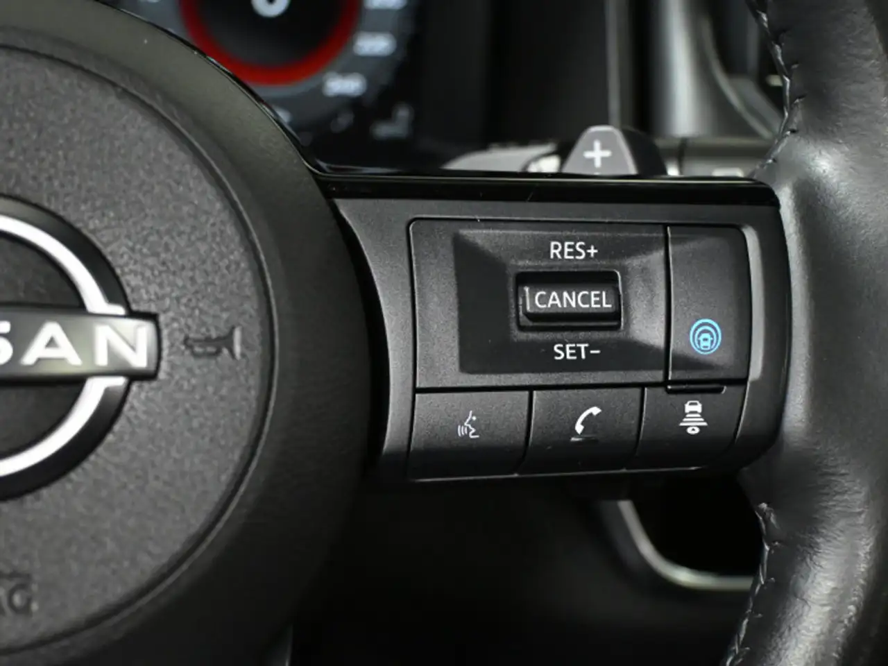 Nissan Rogue photo Nissan Rogue