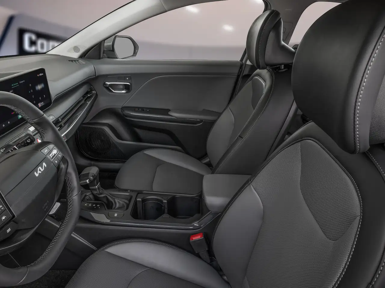 Kia K4 fotografie Kia K4