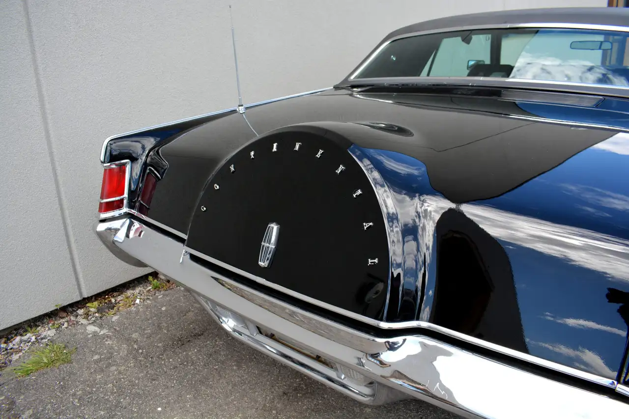 Lincoln Continental fotografie Lincoln Continental
