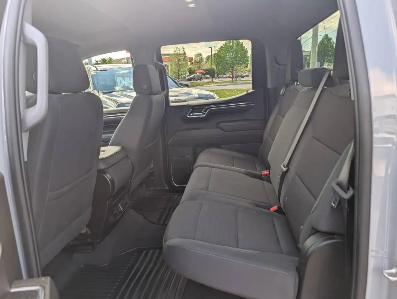 Chevrolet Silverado 1500 photo Chevrolet Silverado 1500