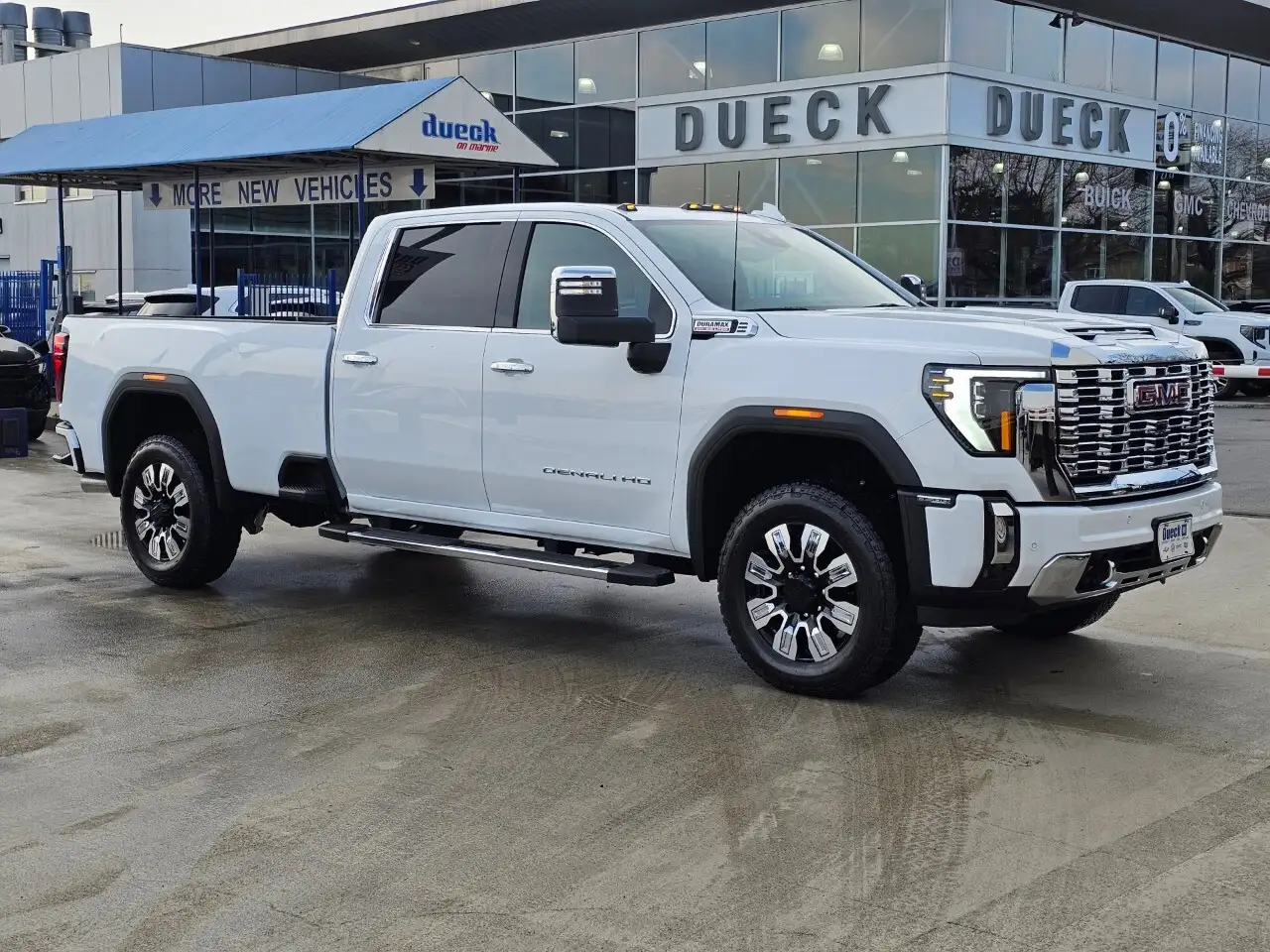 GMC Sierra 3500HD снимка GMC Sierra 3500HD