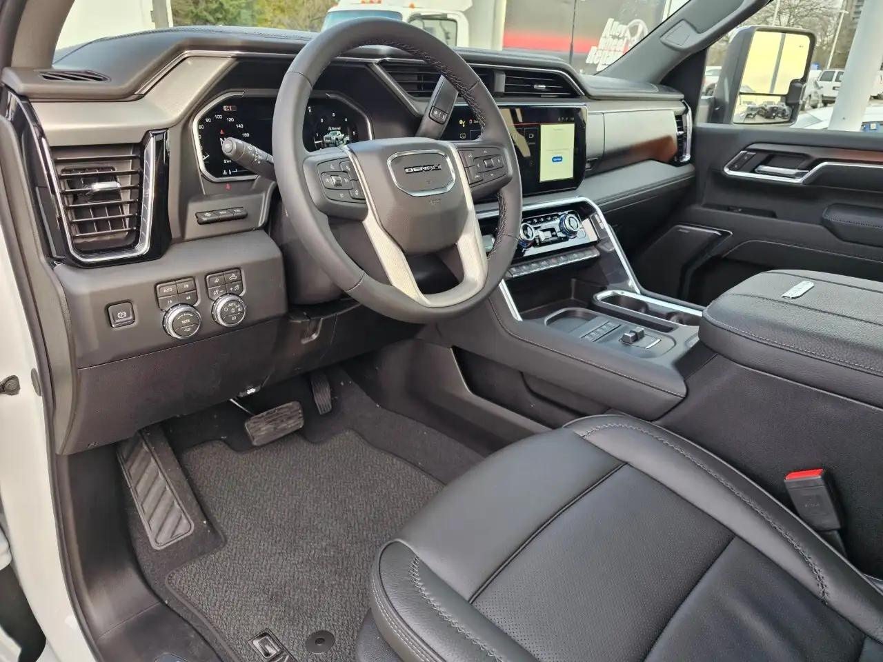 GMC Sierra 3500HD снимка GMC Sierra 3500HD