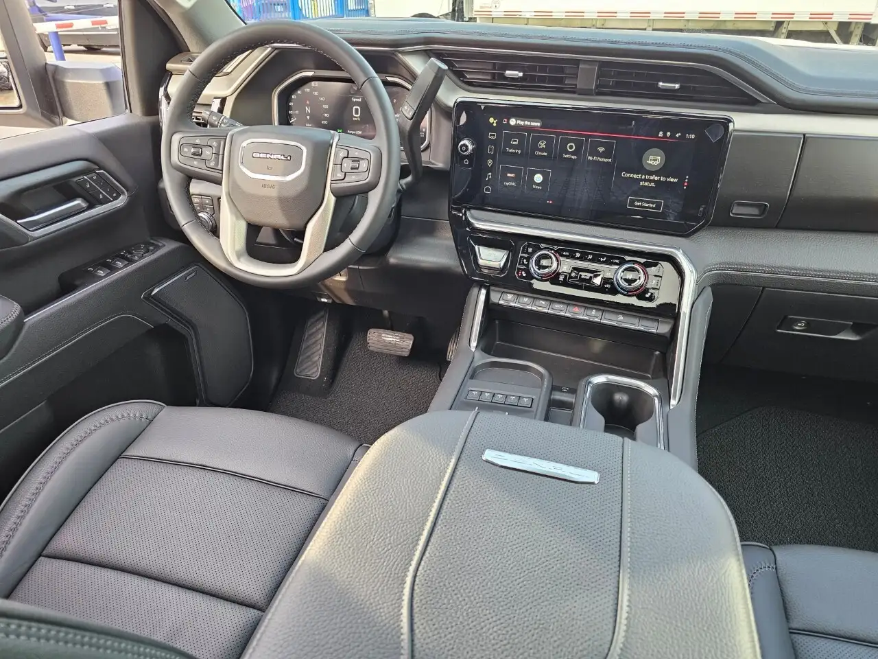 GMC Sierra 3500HD снимка GMC Sierra 3500HD