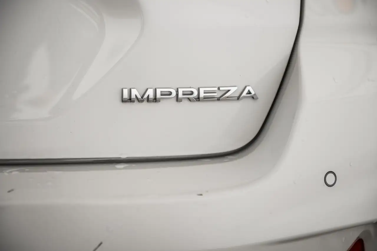 Subaru Impreza photo Subaru Impreza