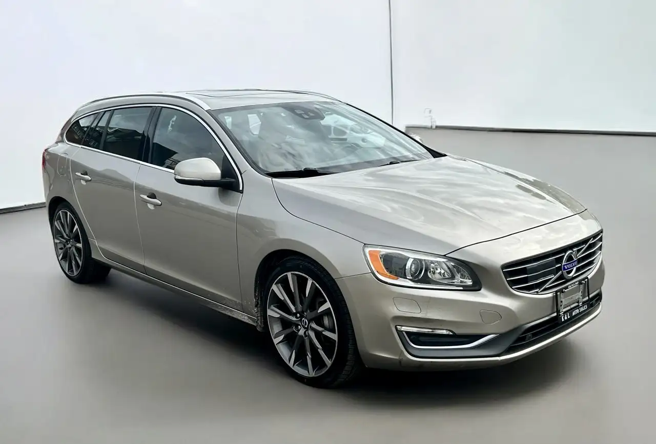Volvo V60 photo Volvo V60