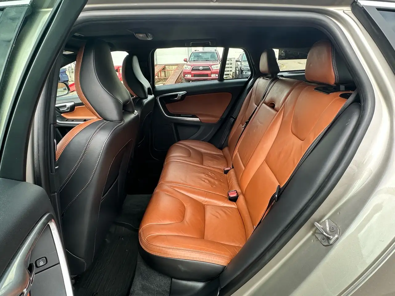 Volvo V60 photo Volvo V60