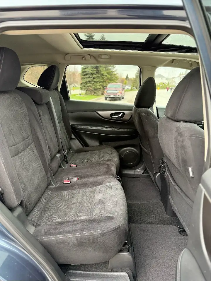Nissan Rogue fotografie Nissan Rogue