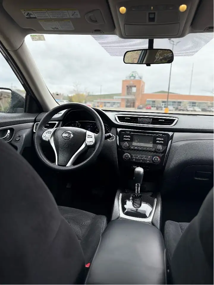 Nissan Rogue fotografie Nissan Rogue