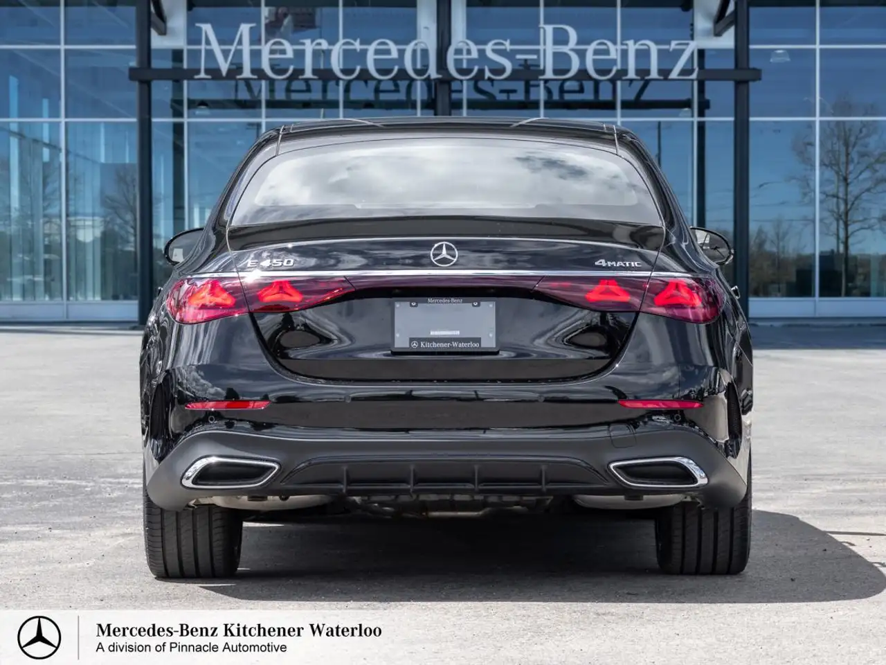 Mercedes-Benz E-Class photo Mercedes-Benz E-Class